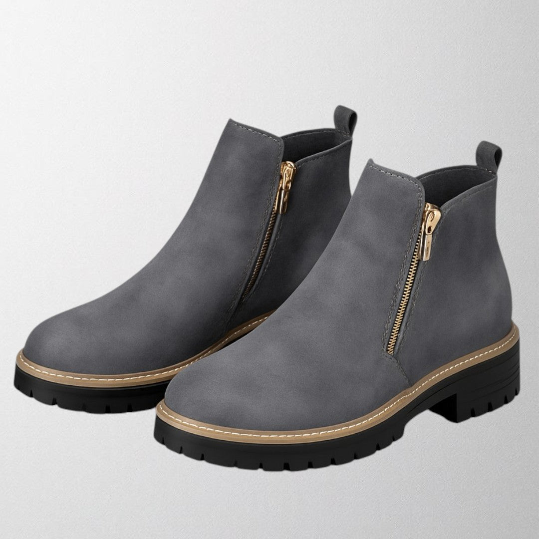 Elma | shoe with round toe and side zip fastening