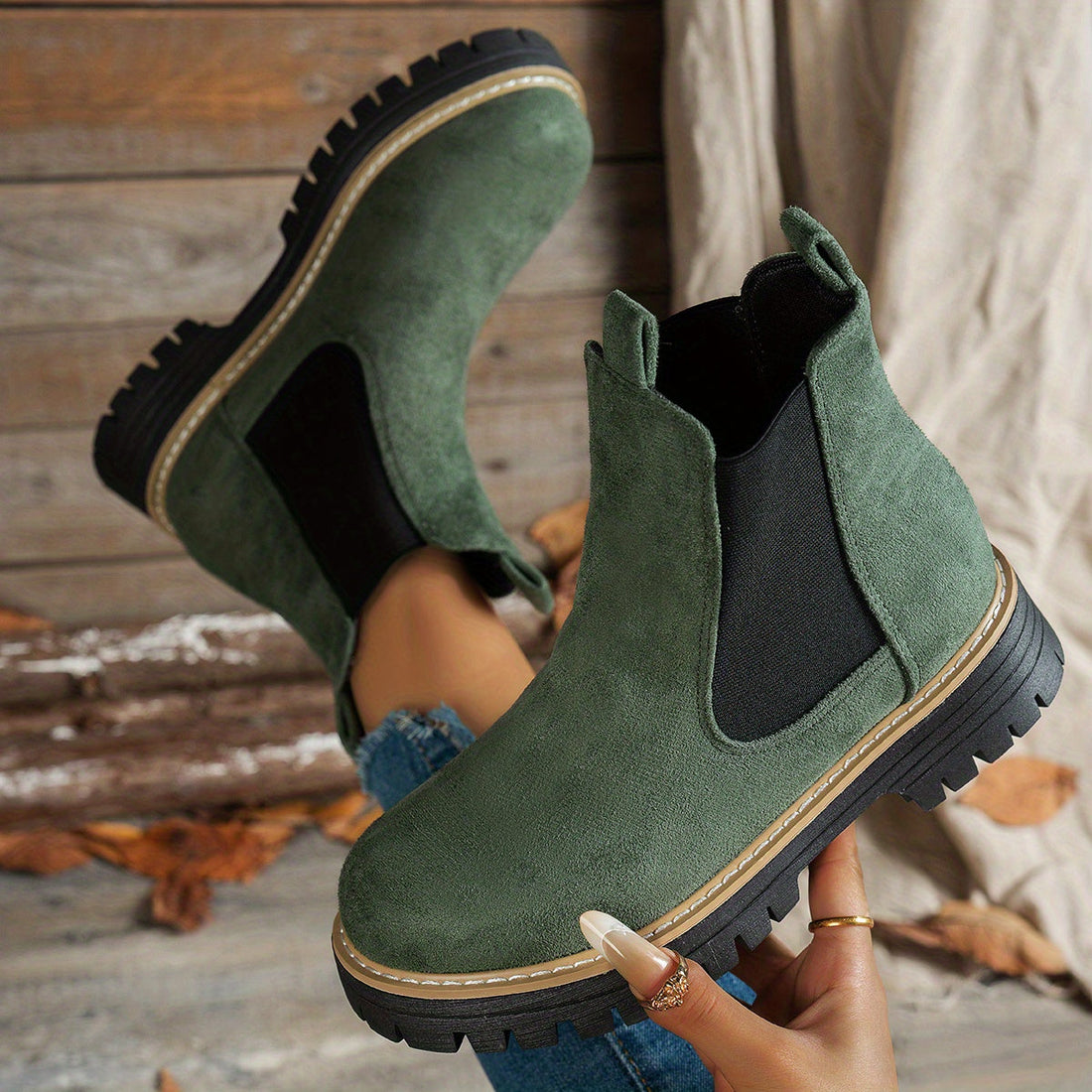 Mehetabel | Women's Chelsea Platform Ankle Boots