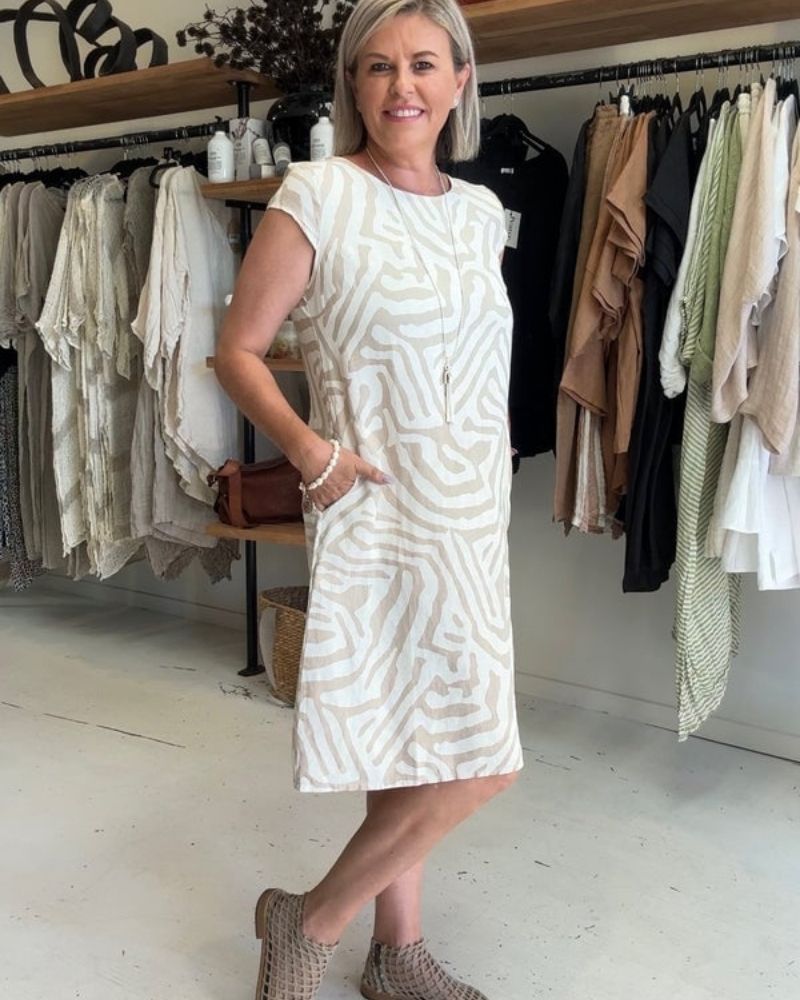 Christina | Summer Dress with Round Neck and Elegant Print