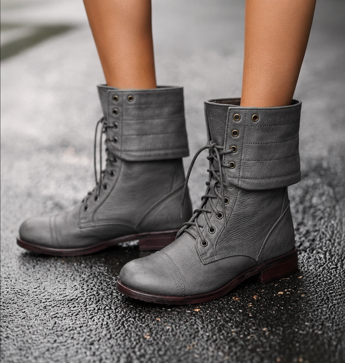 Rowena | Women’s Vintage Lace-Up Boots