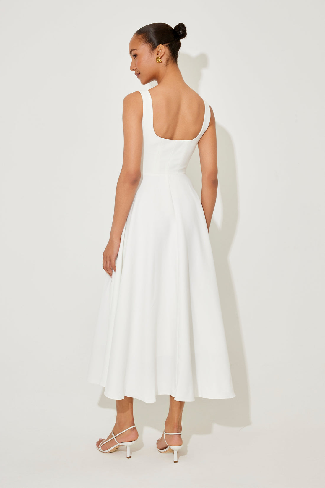 Angela | Timeless Flowy Midi Dress