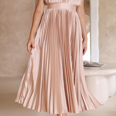 Maria | Elegant Pleated Maxi Dress