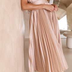 Maria | Elegant Pleated Maxi Dress
