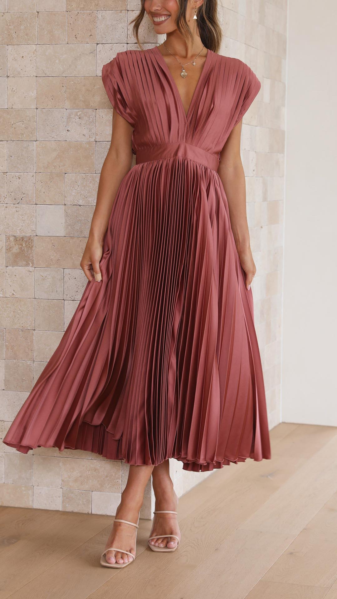 Maria | Elegant Pleated Maxi Dress