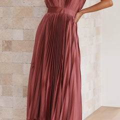 Maria | Elegant Pleated Maxi Dress