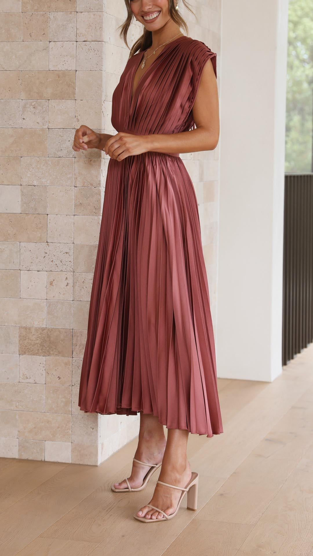 Maria | Elegant Pleated Maxi Dress
