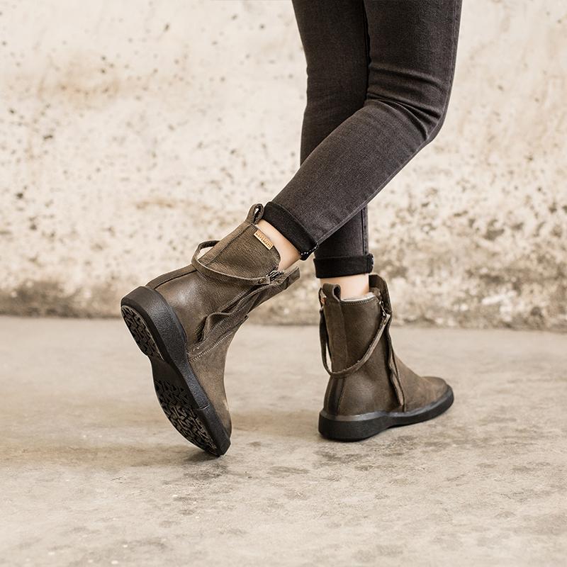 Wren | Women's Waxed Leather Chelsea Boots with Fleece Lining