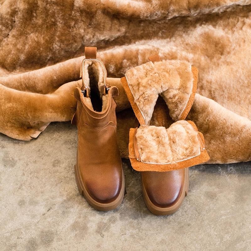 Wren | Women's Waxed Leather Chelsea Boots with Fleece Lining