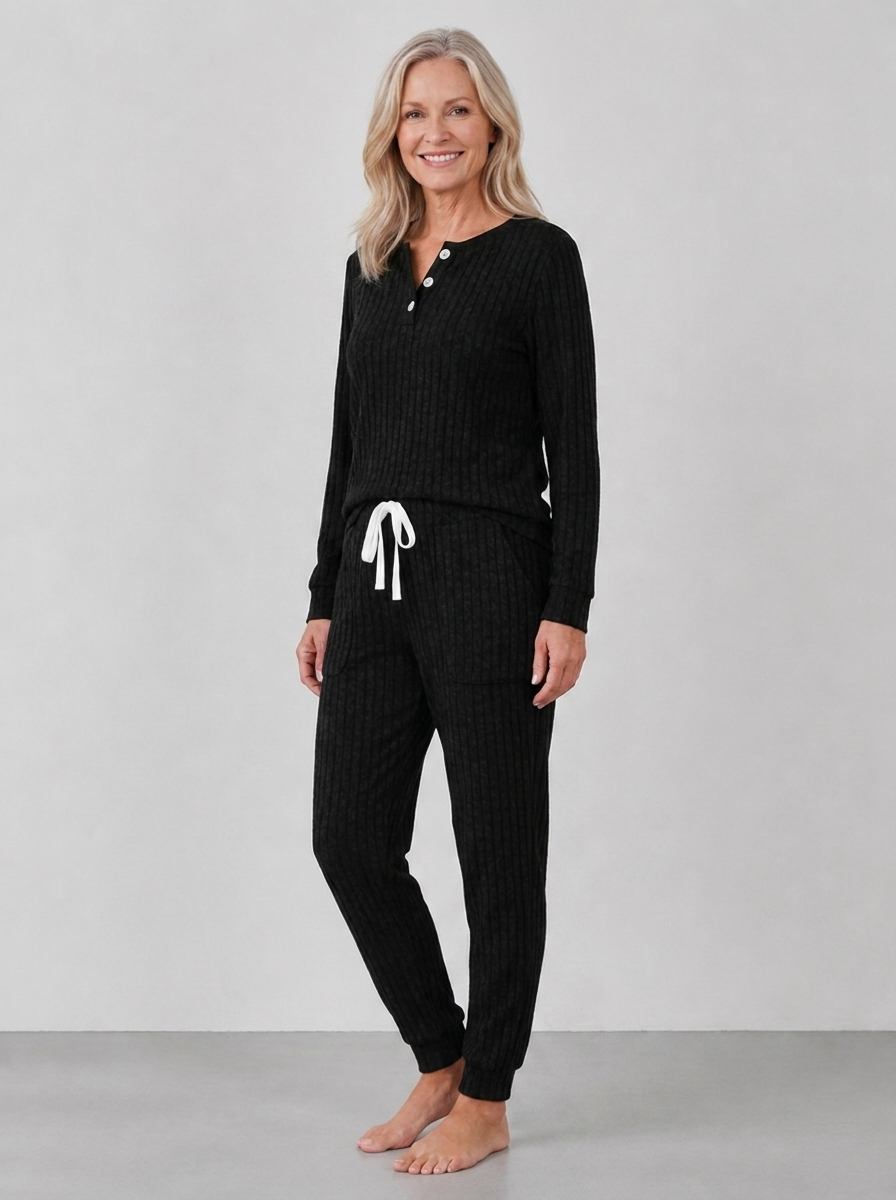 Elowen ribbed button-neck loungewear set - Black on model three-quarter