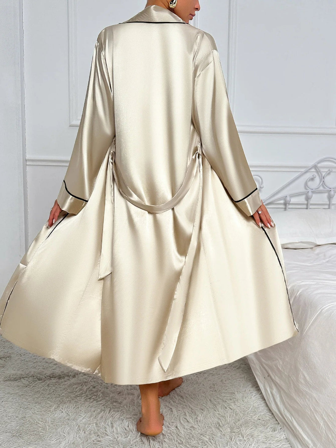 Valdris | Slip Dress and Robe Pajama Set