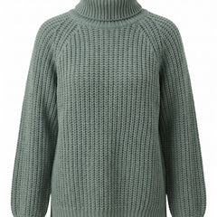Cornelia Women's Chunky Knit Turtleneck Sweater in Relaxed Fit in Green