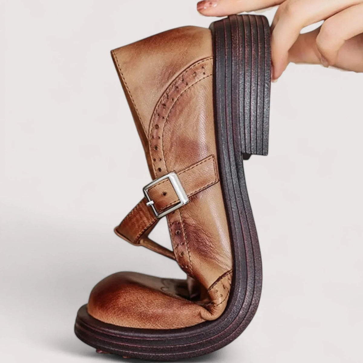 Regina-Johanna | Women's Brogue-Detail Leather Mary Jane Shoes