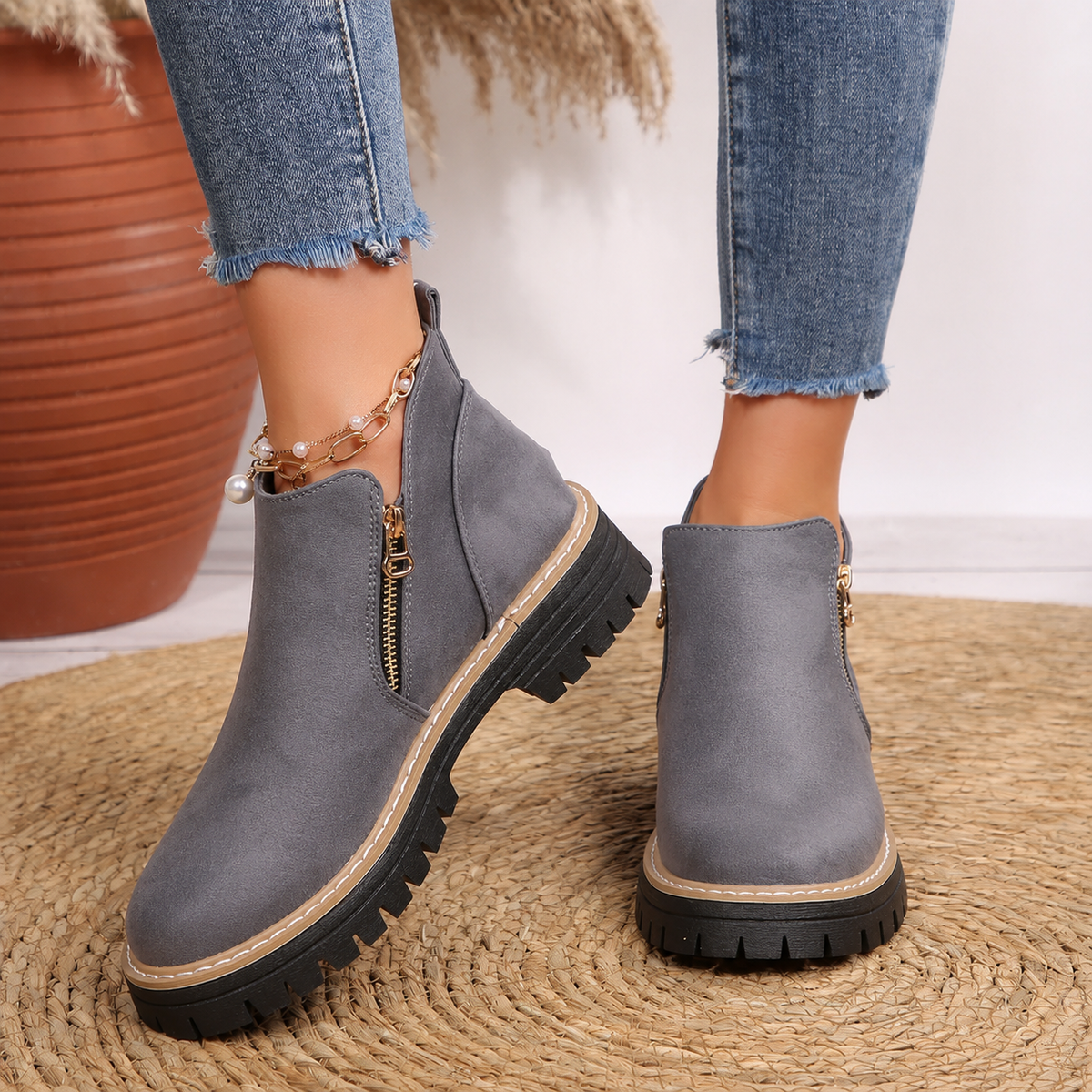 Penelope-Cecile | Women's Chunky Lug Sole Ankle Boots