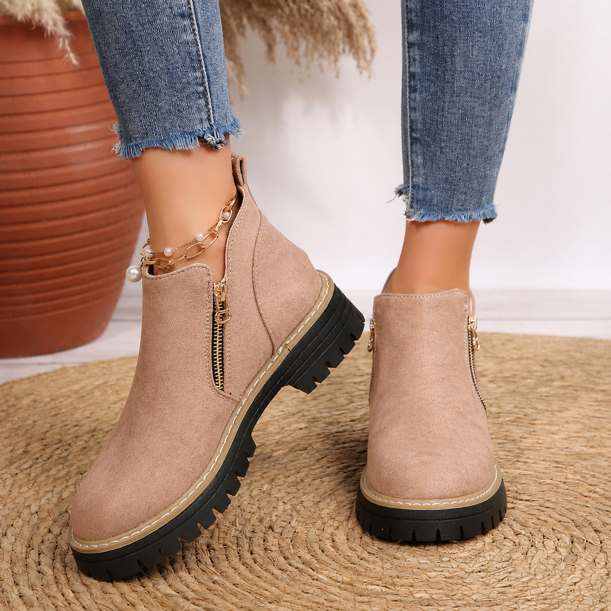 Penelope-Cecile | Women's Chunky Lug Sole Ankle Boots