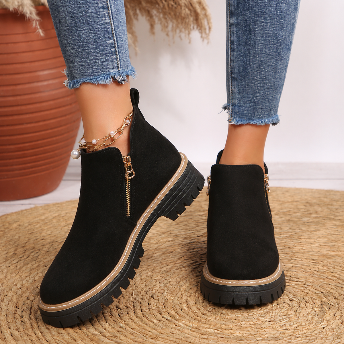 Penelope-Cecile | Women's Chunky Lug Sole Ankle Boots