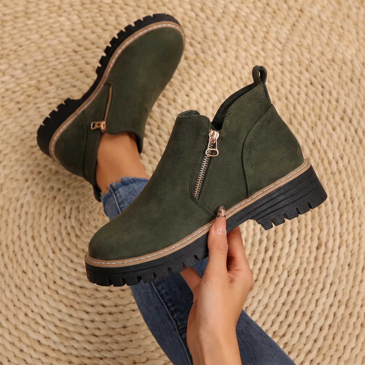 Penelope-Cecile | Women's Chunky Lug Sole Ankle Boots