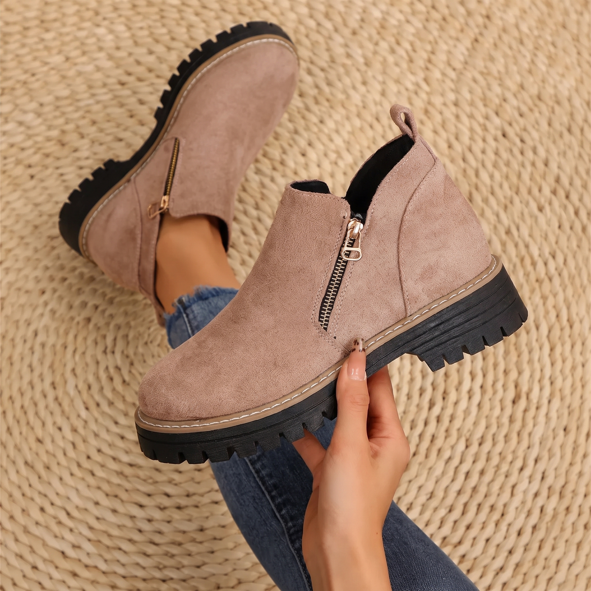 Penelope-Cecile | Women's Chunky Lug Sole Ankle Boots
