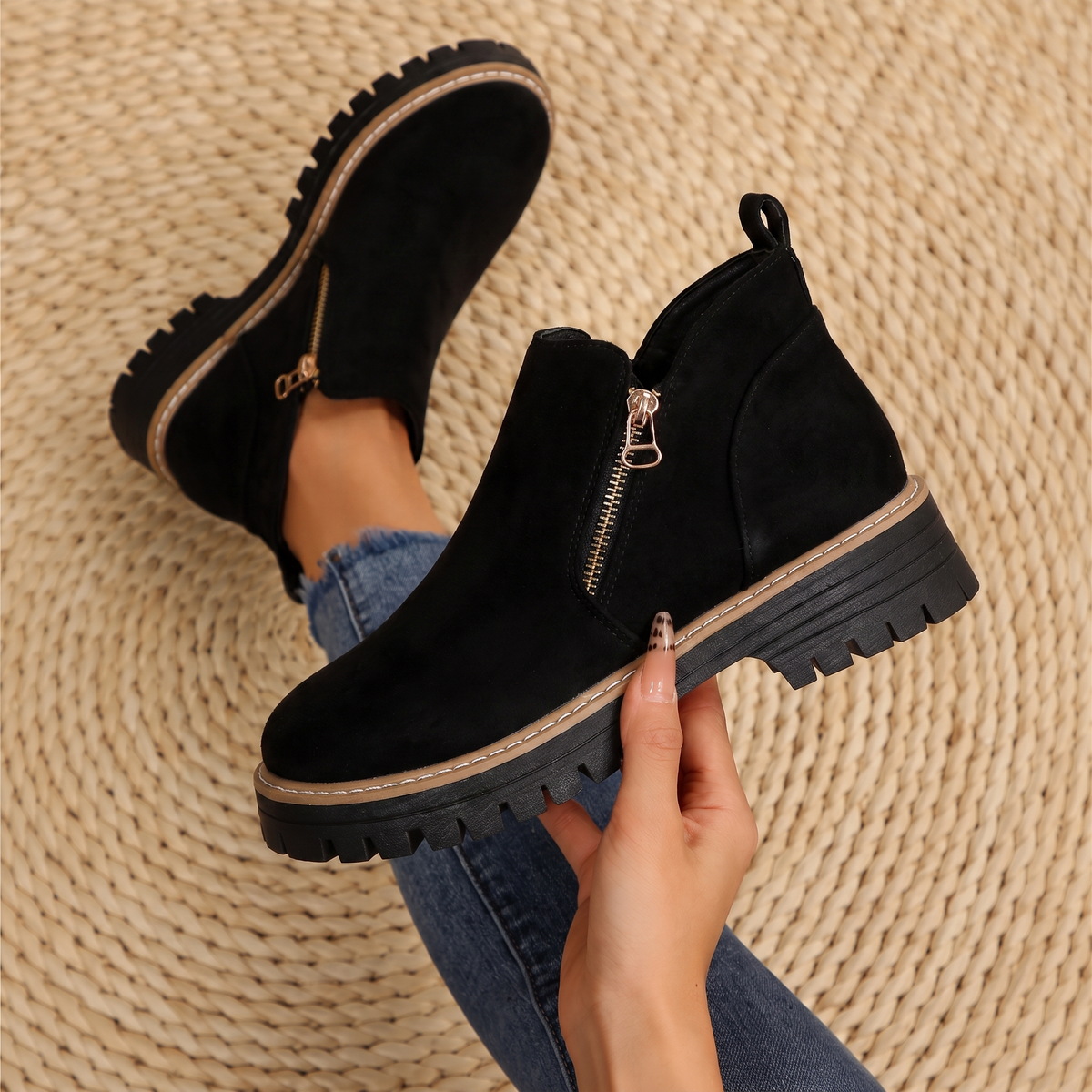 Penelope-Cecile | Women's Chunky Lug Sole Ankle Boots