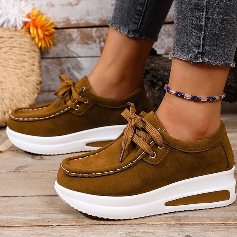 Clara-Wilhelmina | Women's Cushioned Platform Sneakers