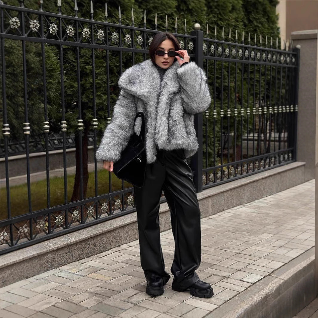 Minerva | Women's Faux Fur Jacket with Oversized Collar