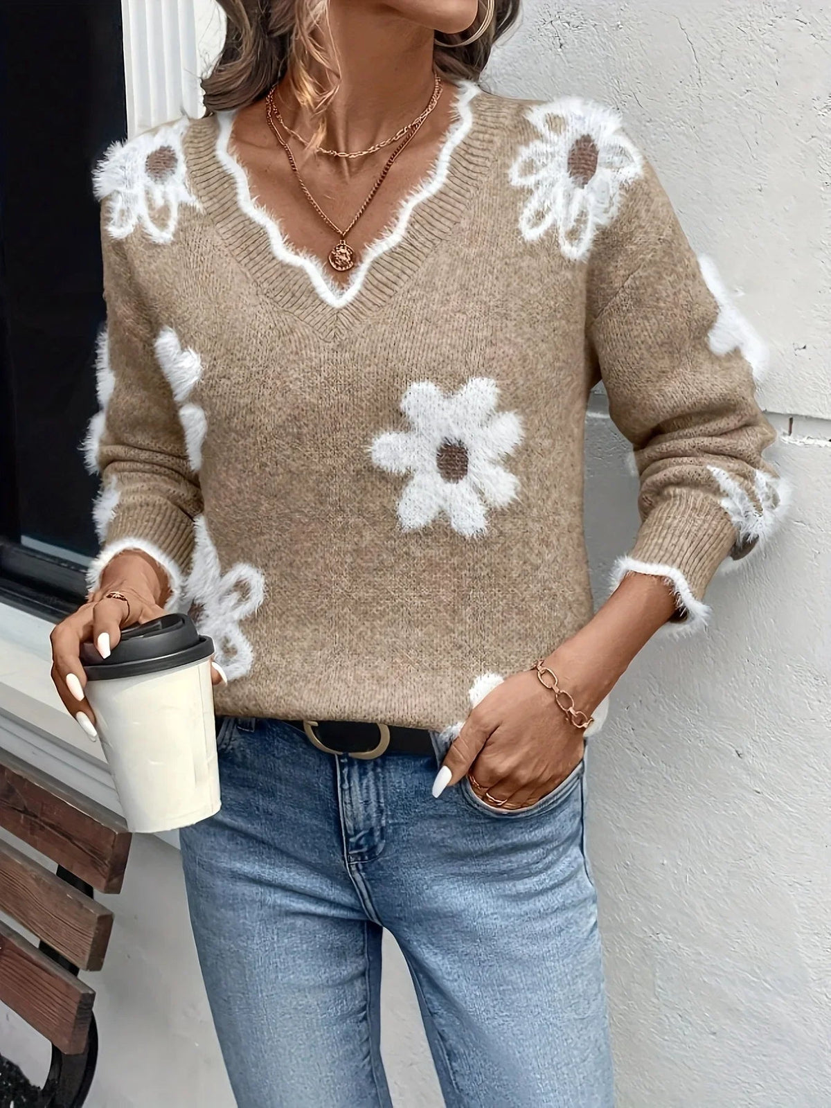 June-Esther | Women's Floral Intarsia V-Neck Jumper