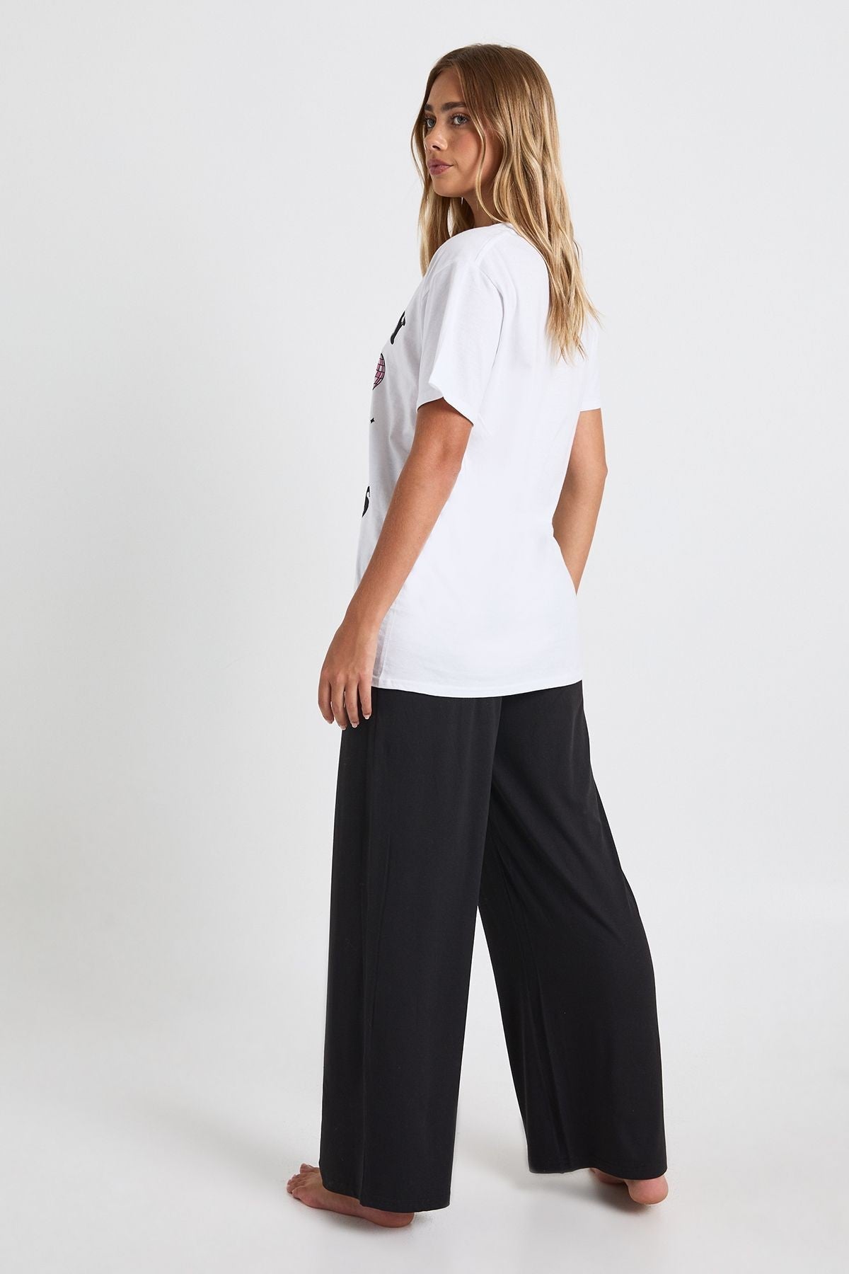 Ingrid-Opal | Women's Ghost Graphic Oversized Loungewear Set