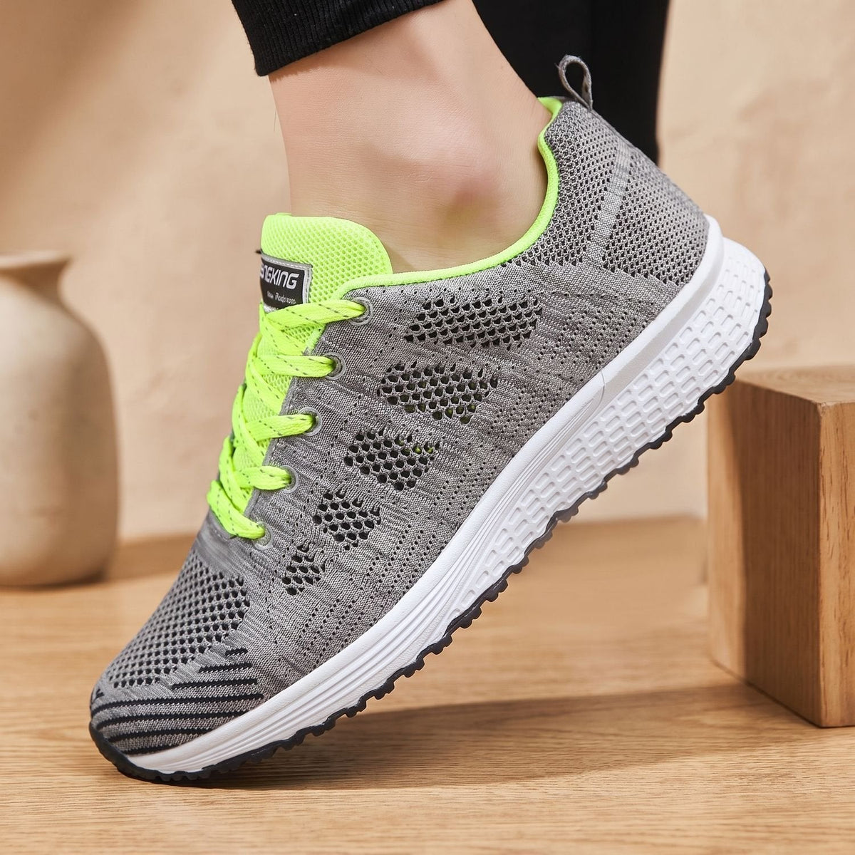 Greta-Frida | Women's Lace-Up Breathable Mesh Sneakers