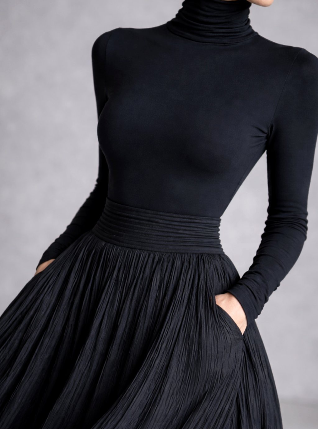 Vera | Women's Long Sleeve Turtleneck Pleated Maxi Dress with Pockets