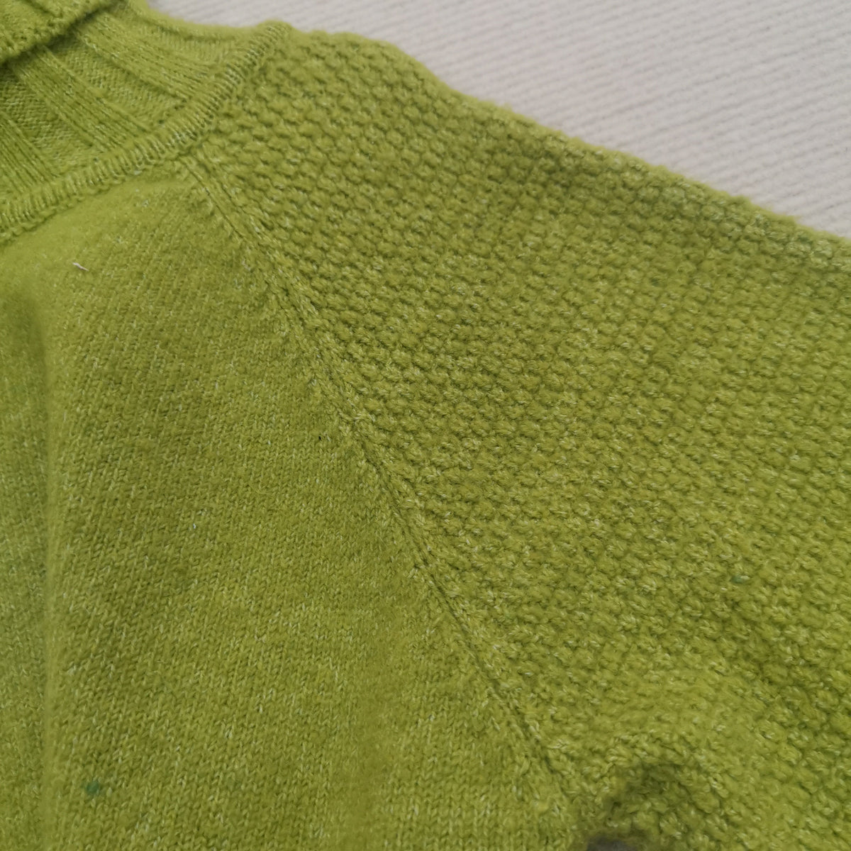 Olive-Pearl | Women's Oversized Turtleneck Jumper