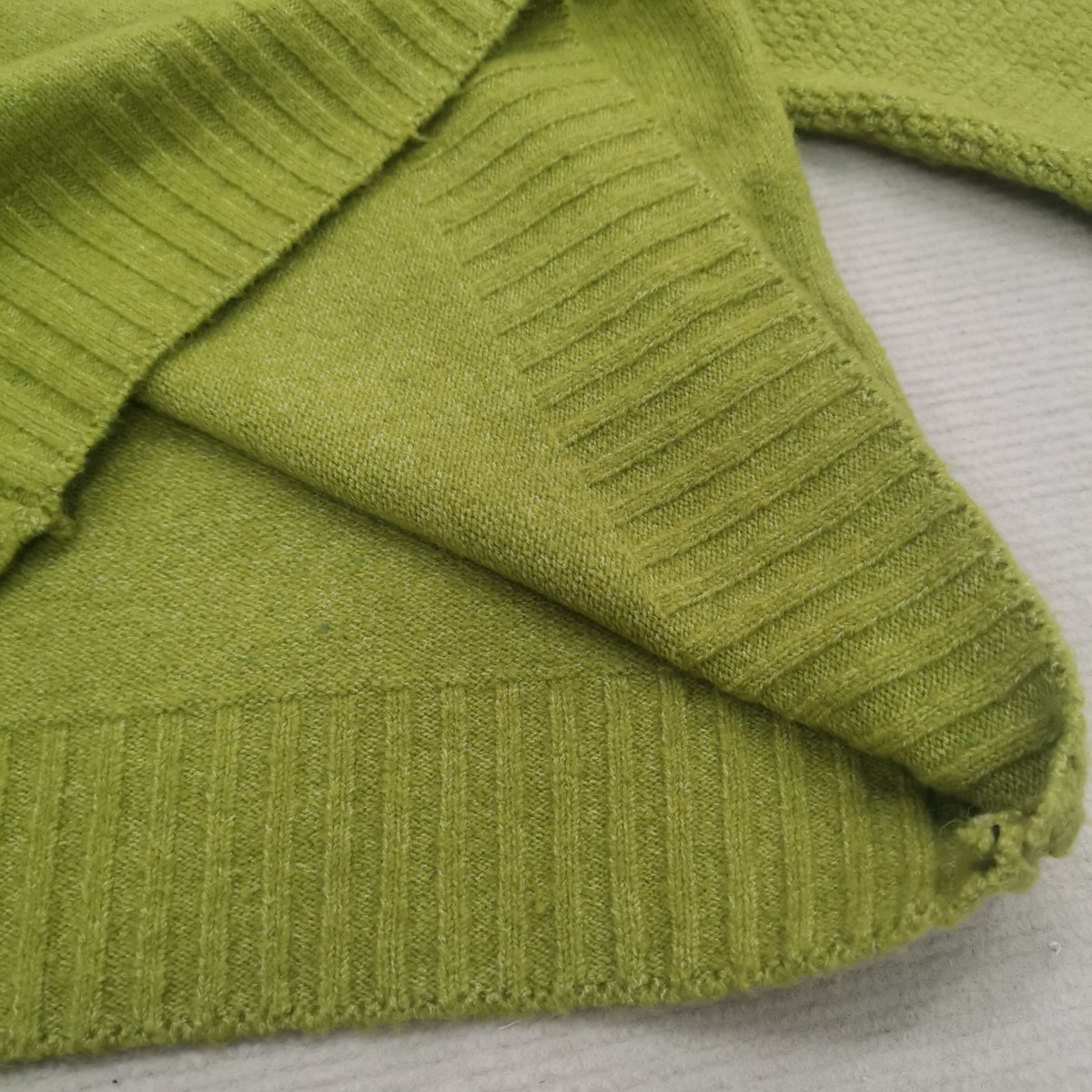 Olive-Pearl | Women's Oversized Turtleneck Jumper
