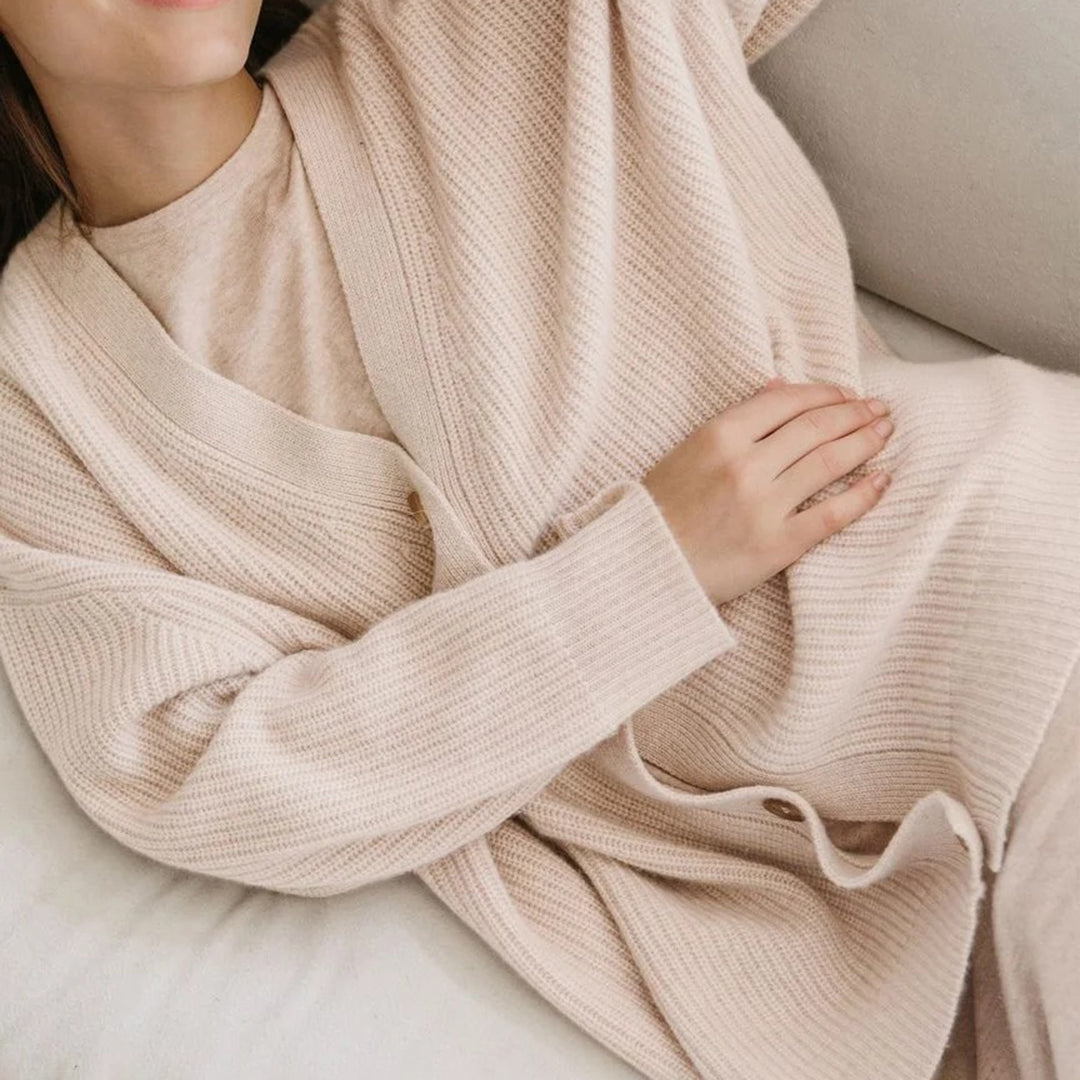 Hazel-Judith | Women's Oversized V-Neck Ribbed Cardigan