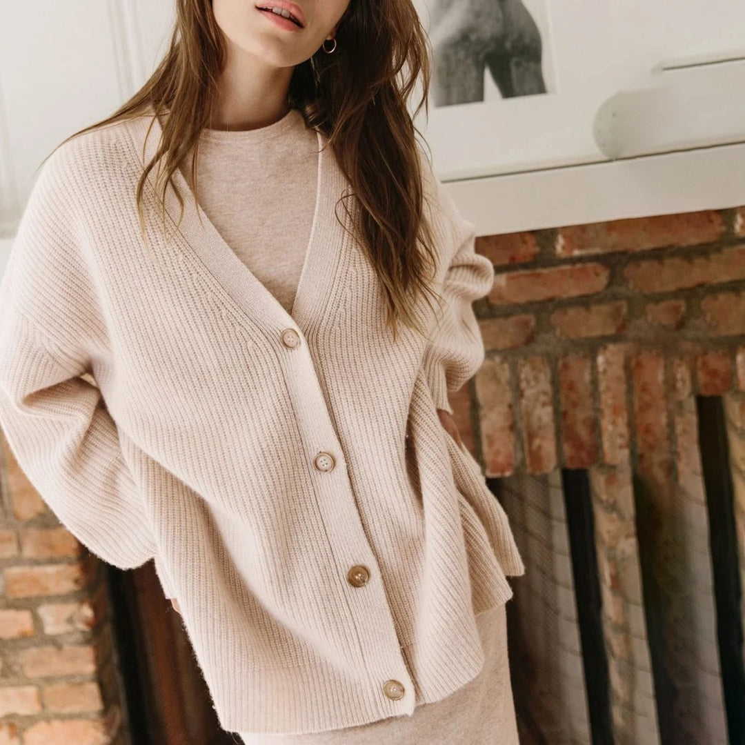 Hazel-Judith | Women's Oversized V-Neck Ribbed Cardigan