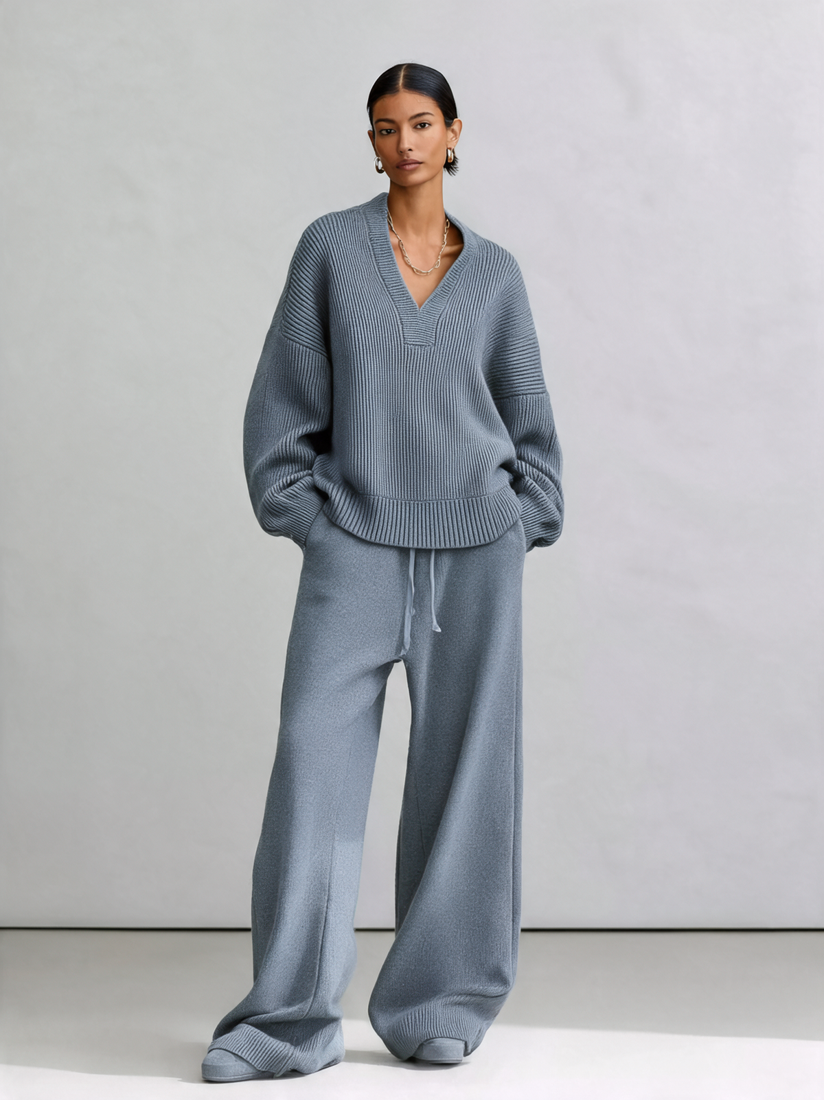 Magda-Verna | Women's Oversized V-Neck Ribbed Sweater Dress