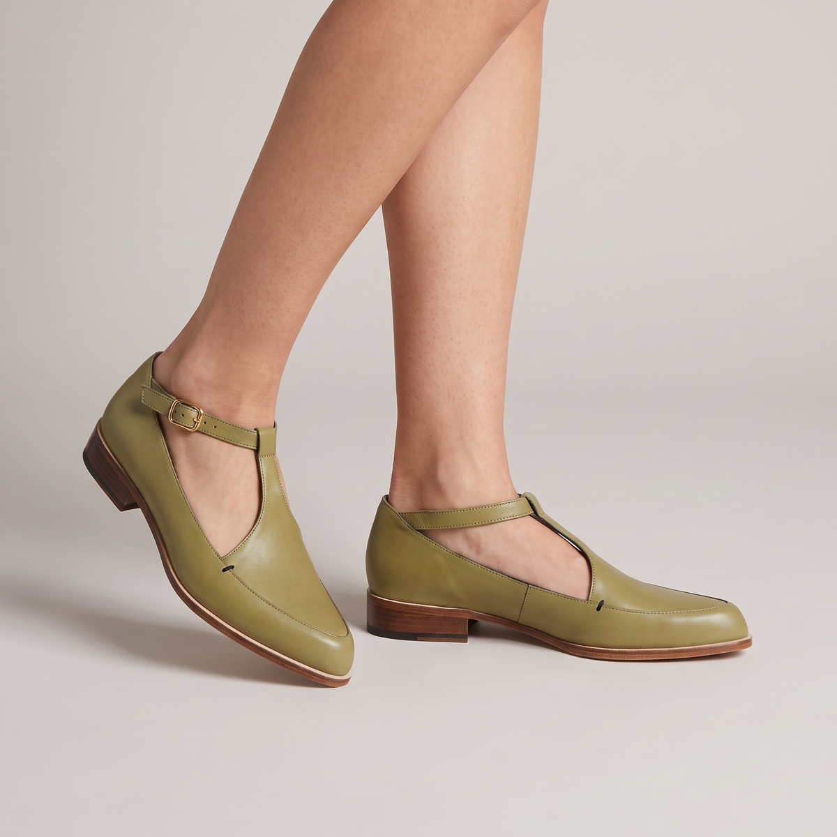Leonora-Ivy | Women's Pointed-Toe T-Bar Heeled Sandals